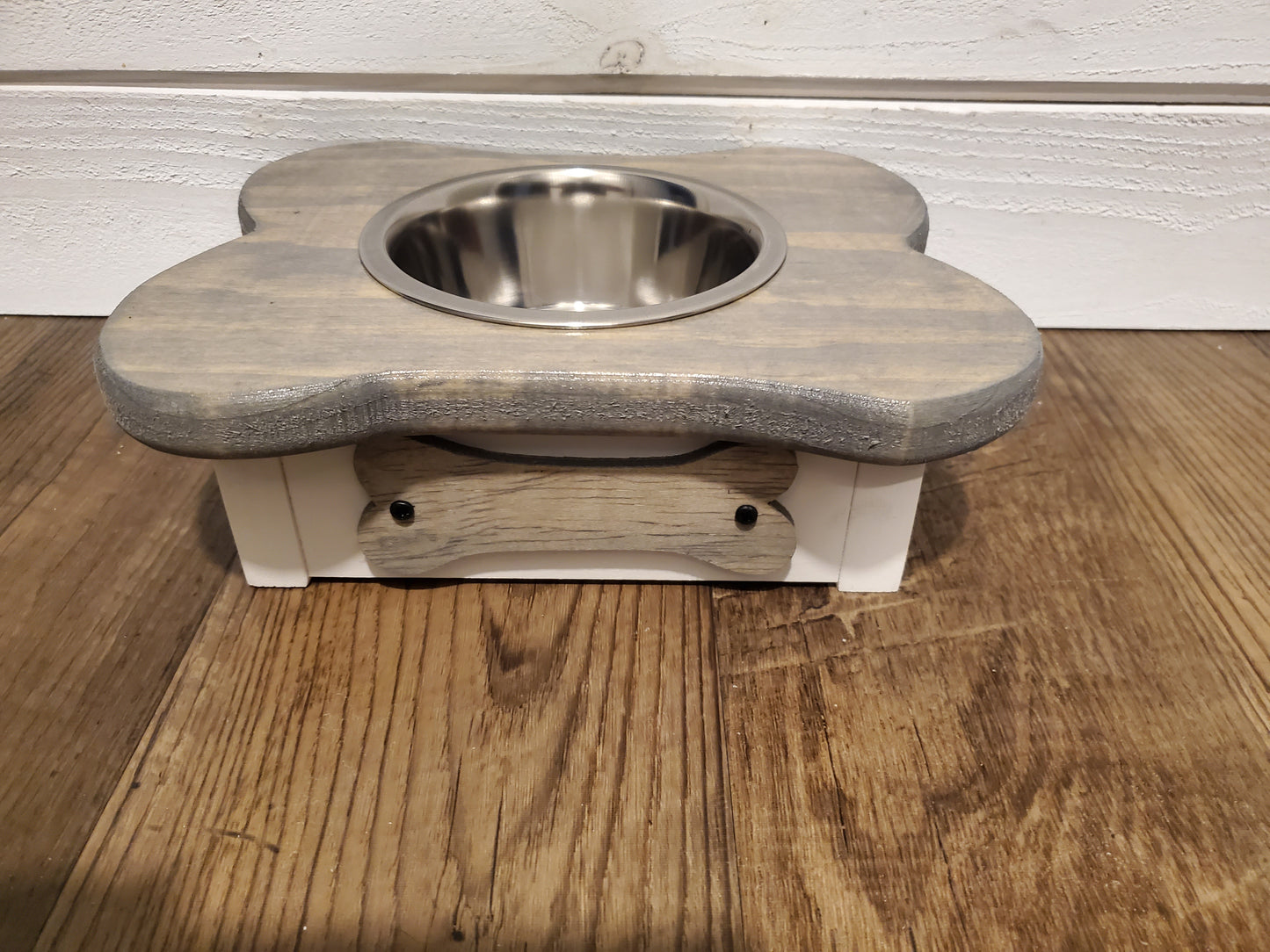 Single Dog Feeder