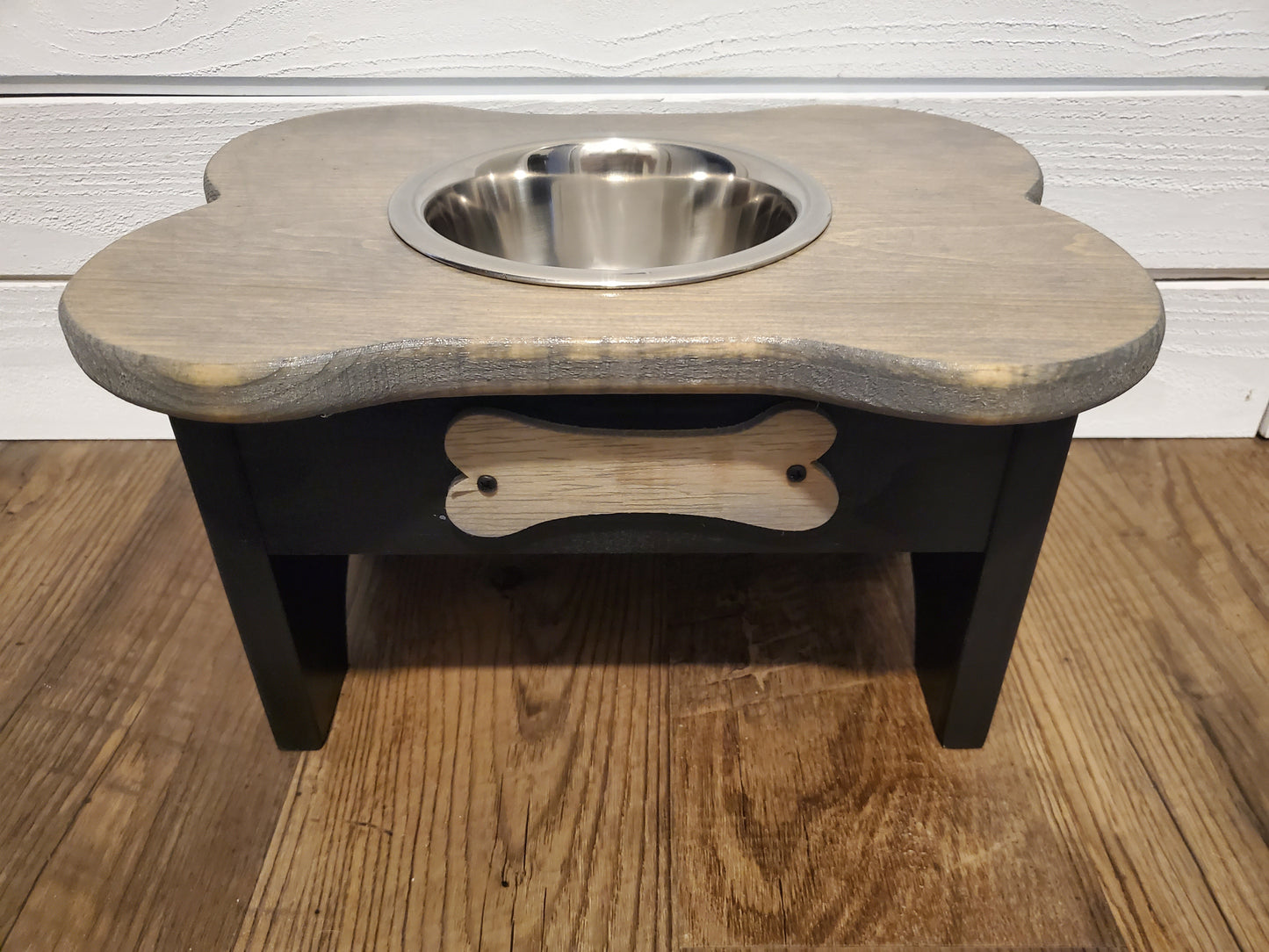 Single Dog Feeder