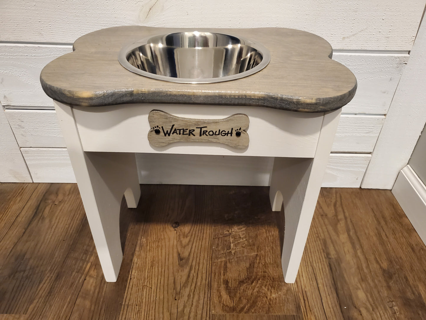 Single Dog Feeder